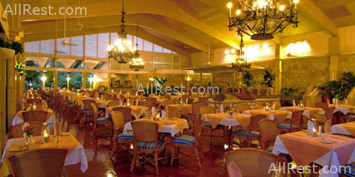 St. James Club 28